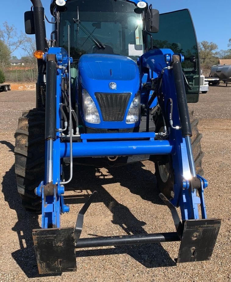 2017 New Holland T4.110 47