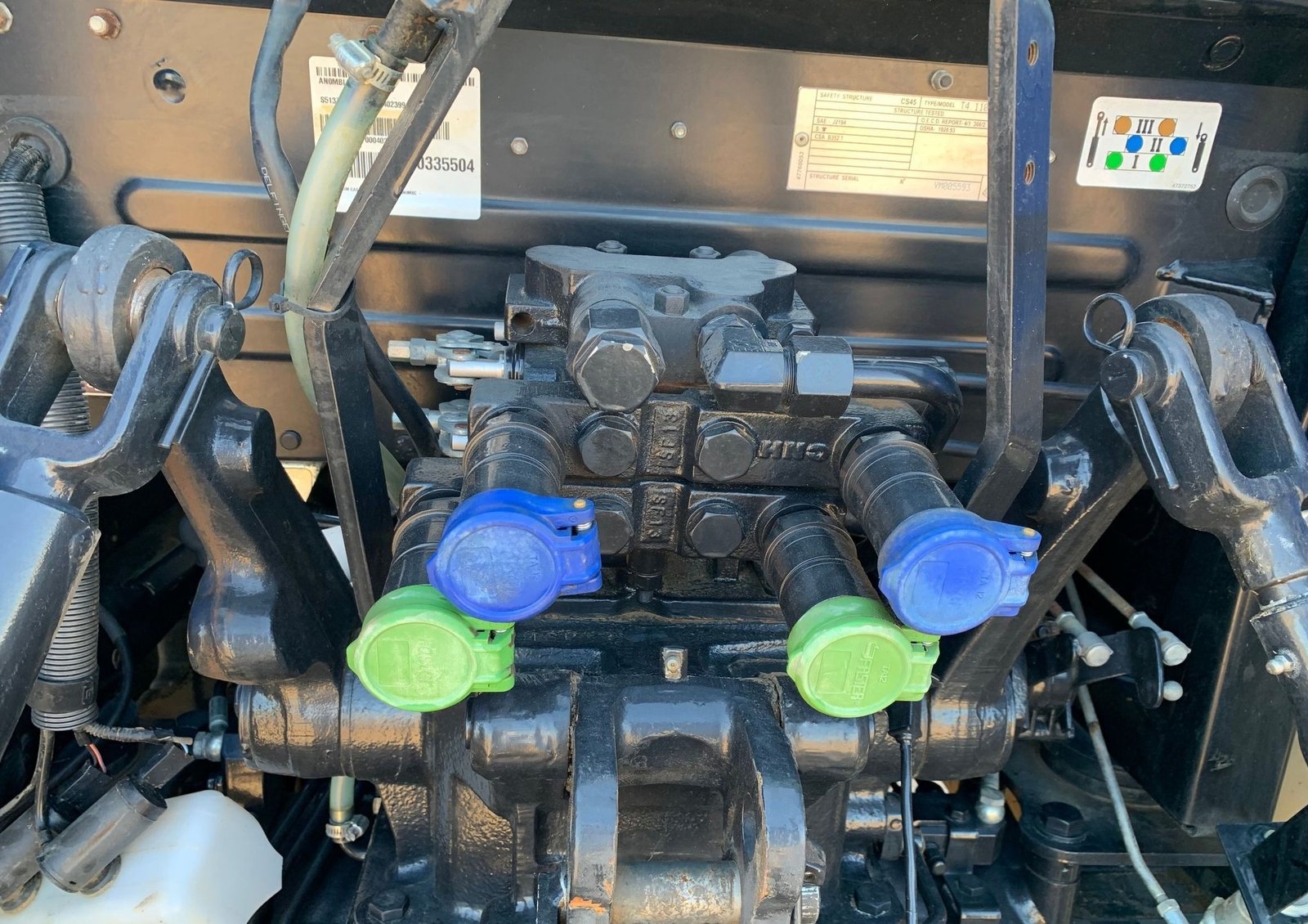 2017 New Holland T4.110 58