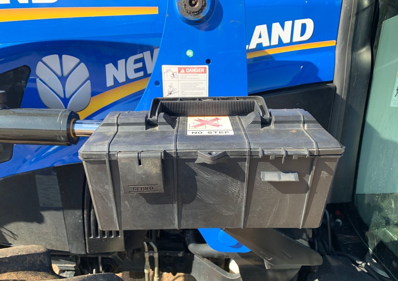 2017 New Holland T4.110 70