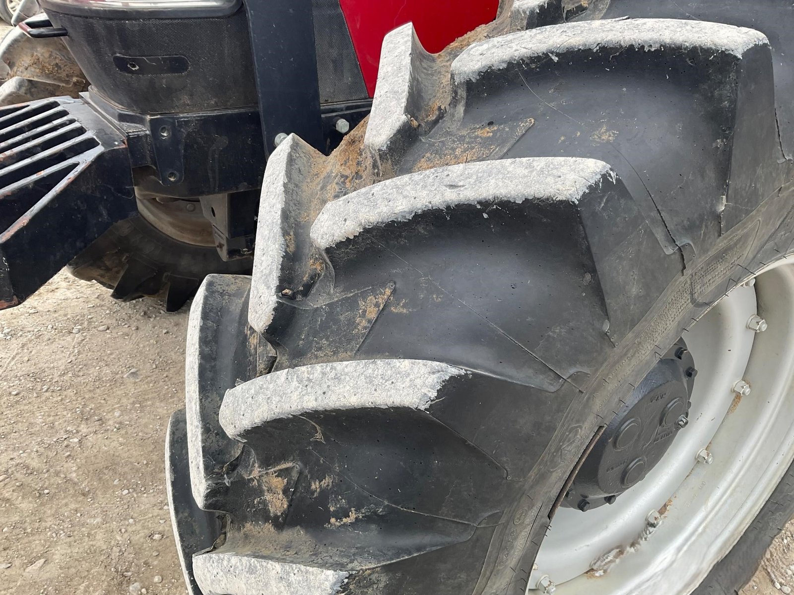 2011 Case IH Maxxum 140 13