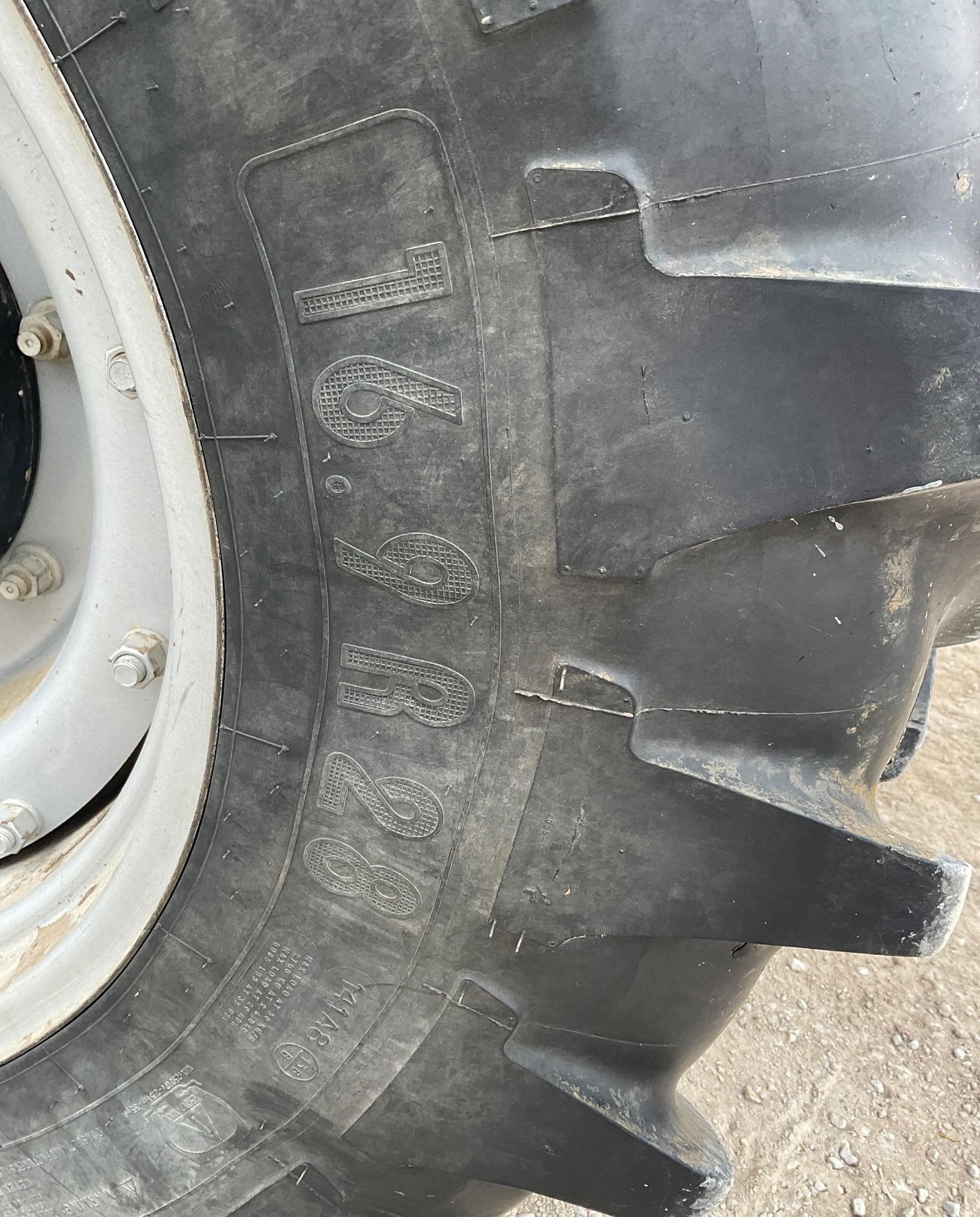 2011 Case IH Maxxum 140 25