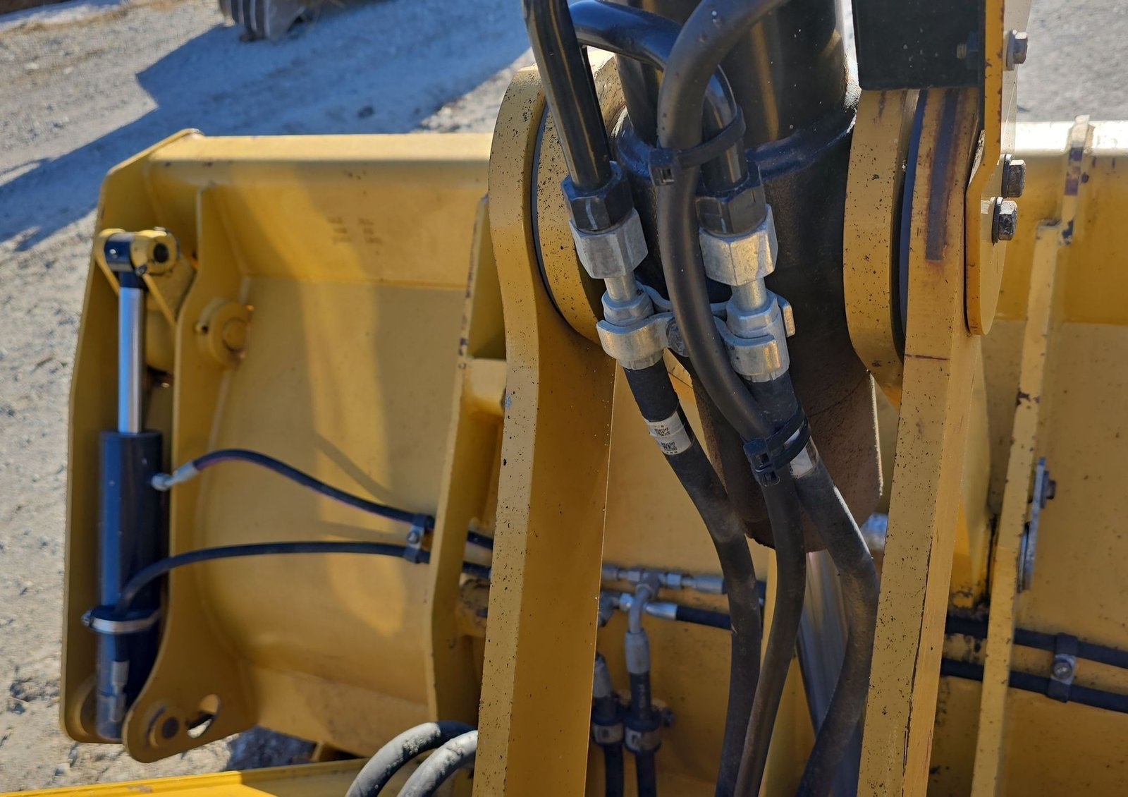 2017 Caterpillar 430F2 23