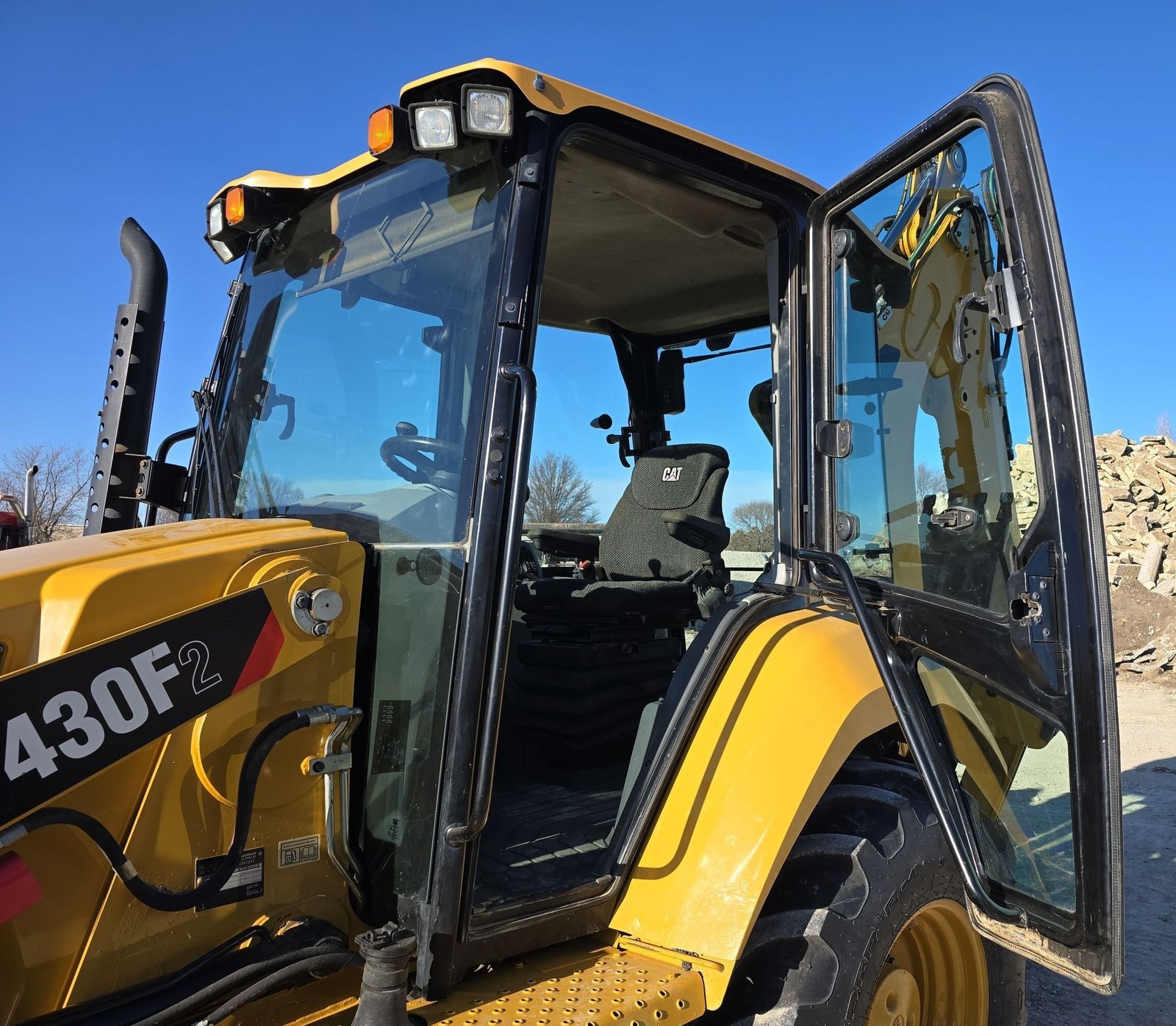2017 Caterpillar 430F2 44