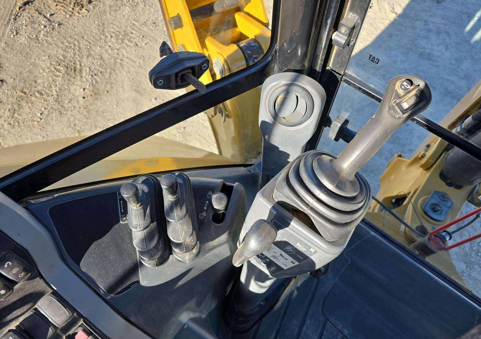 2017 Caterpillar 430F2 55