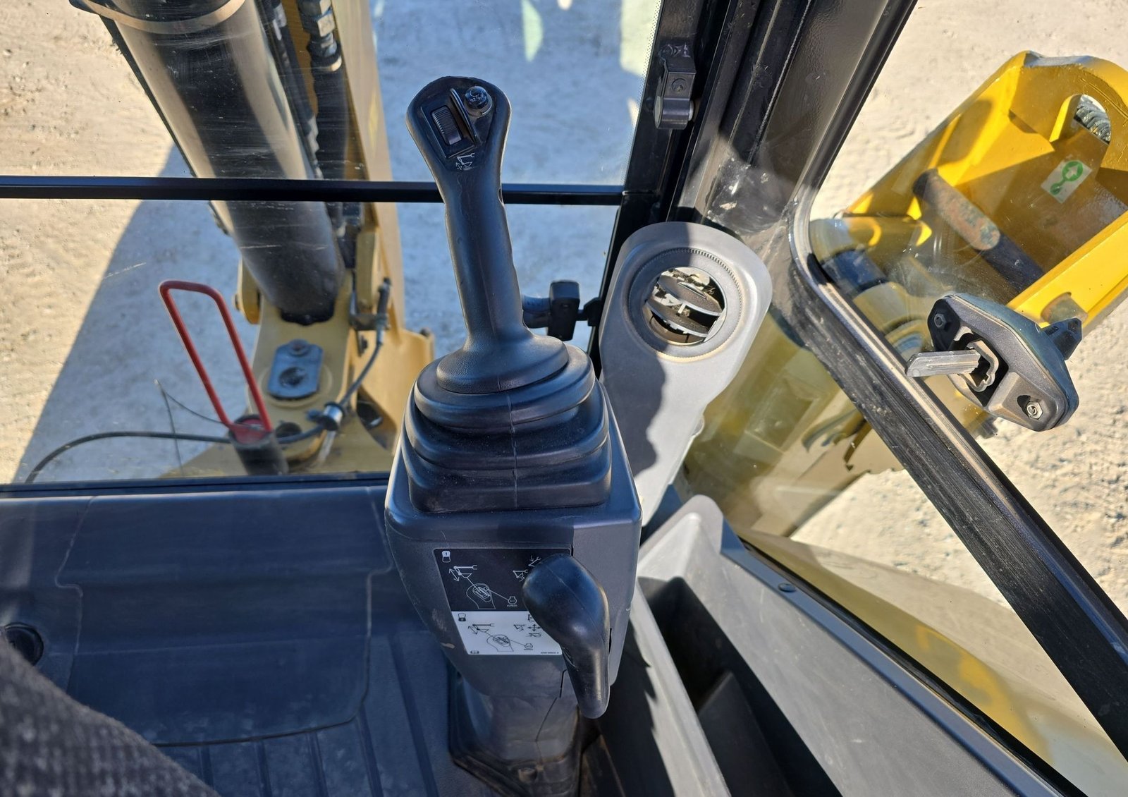 2017 Caterpillar 430F2 59