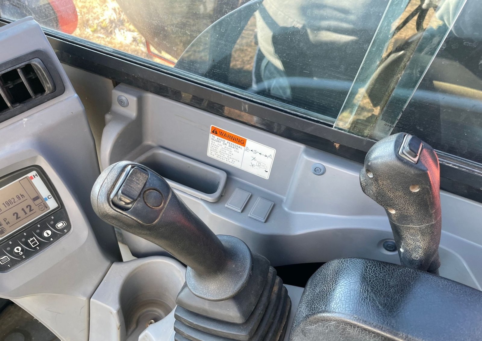 2014 Kubota KX080-4 27