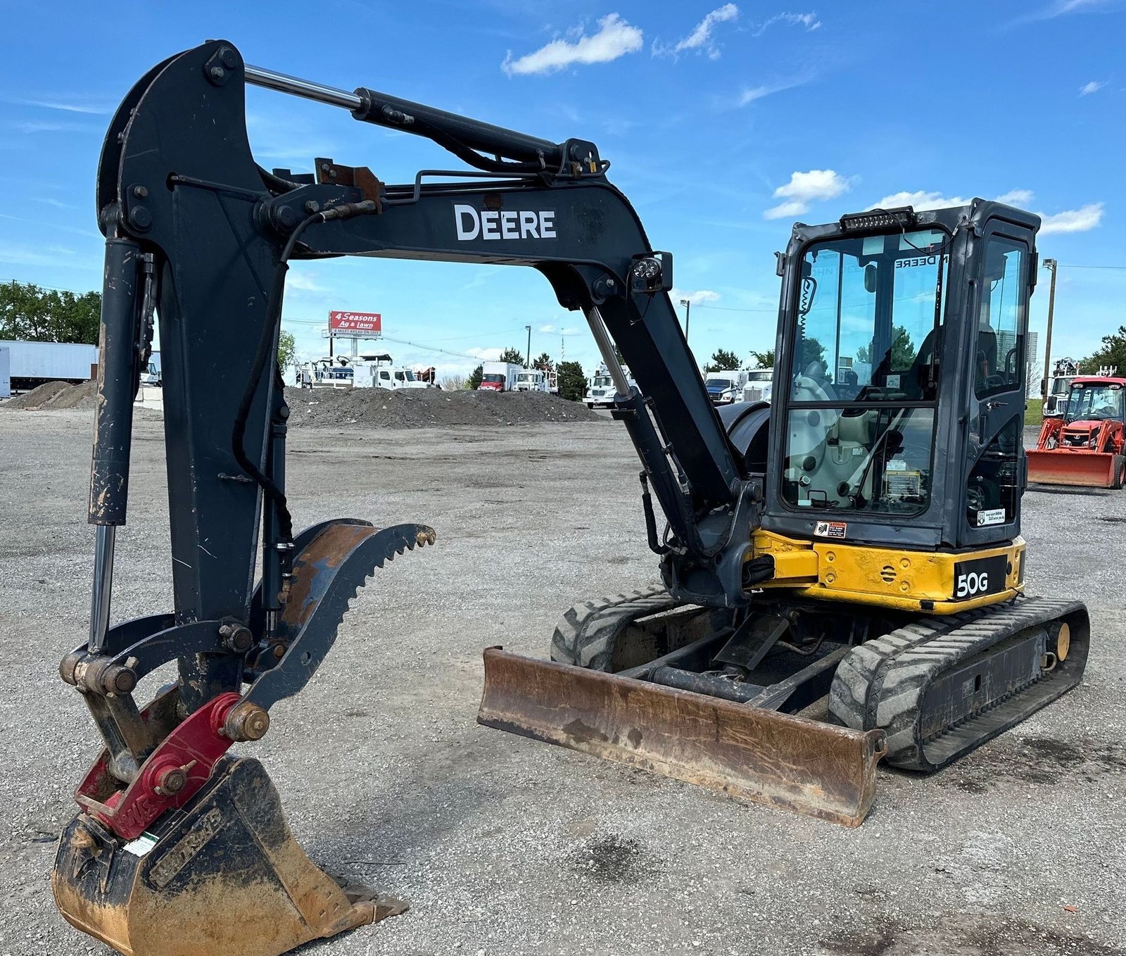 2014 John Deere 50G 2