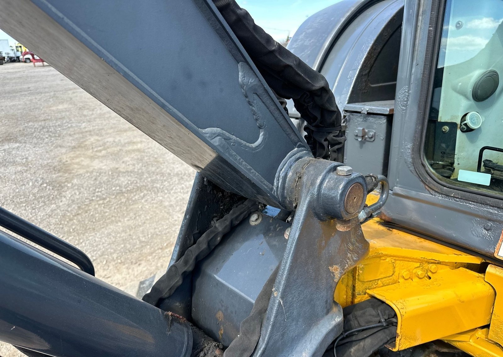 2014 John Deere 50G 24