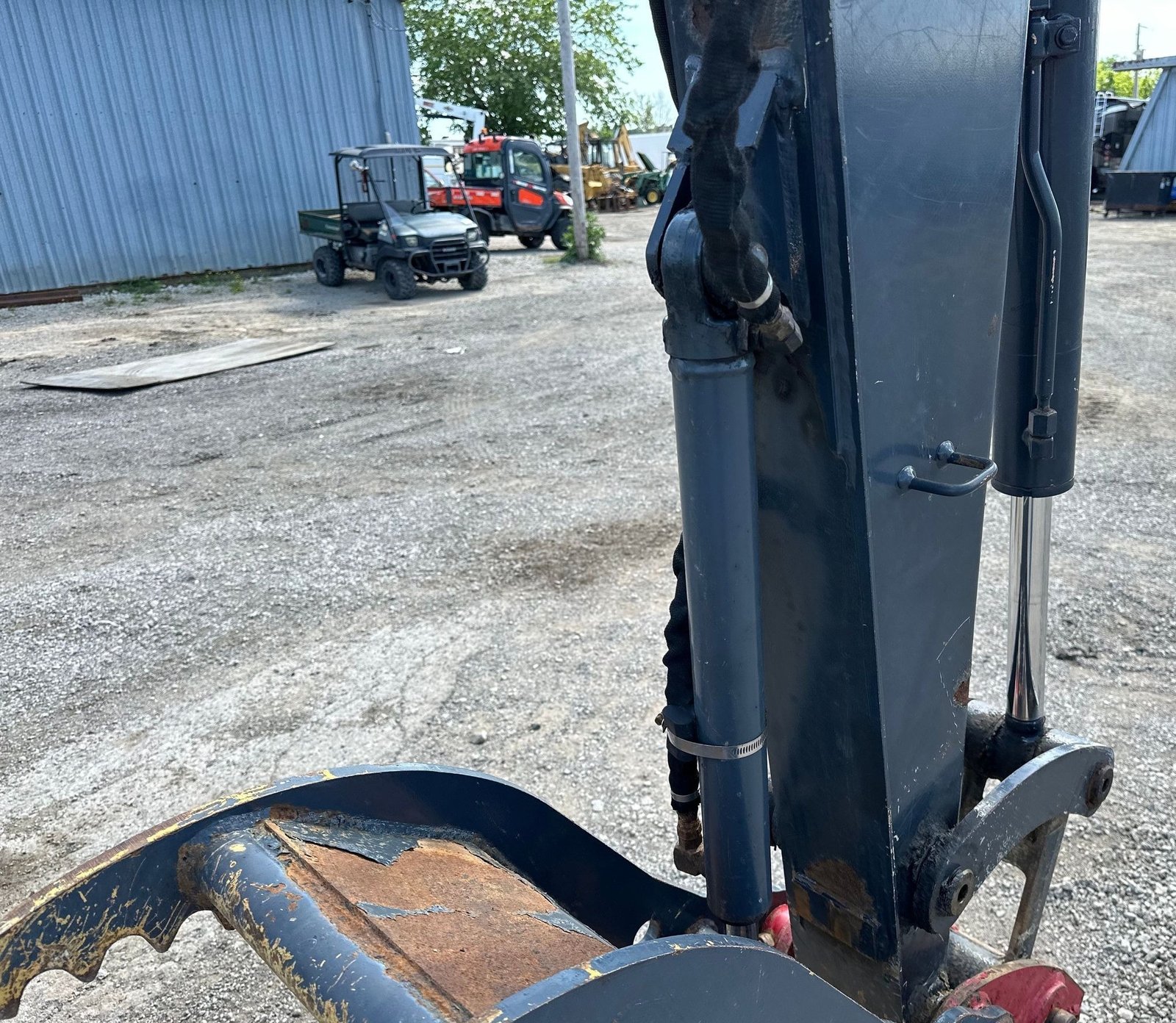 2014 John Deere 50G 37