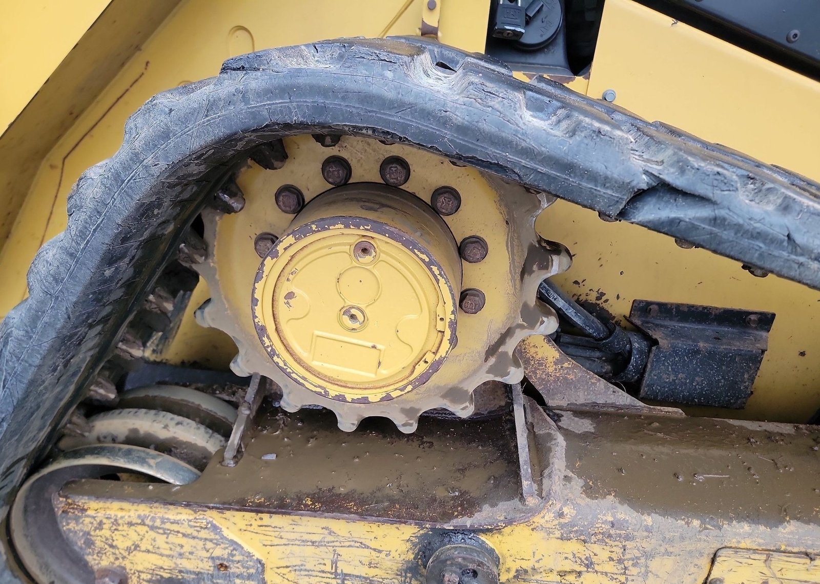 2013 Caterpillar 299DXHP 42