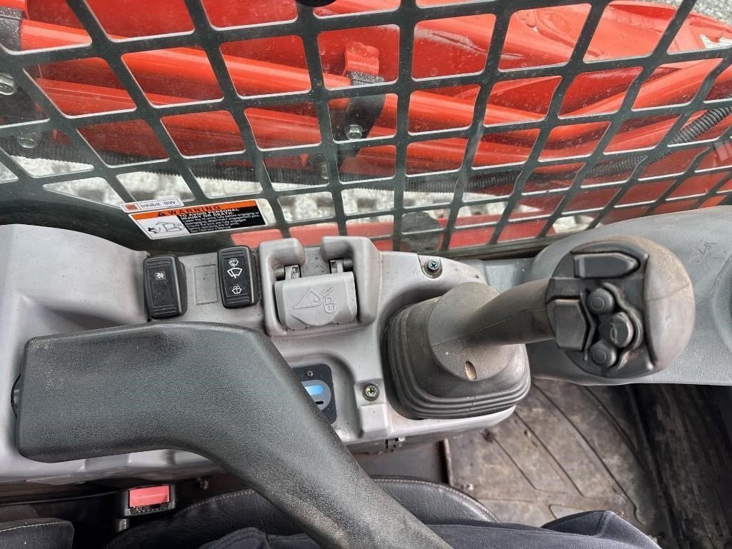 2018 Kubota SVL95-2S 28