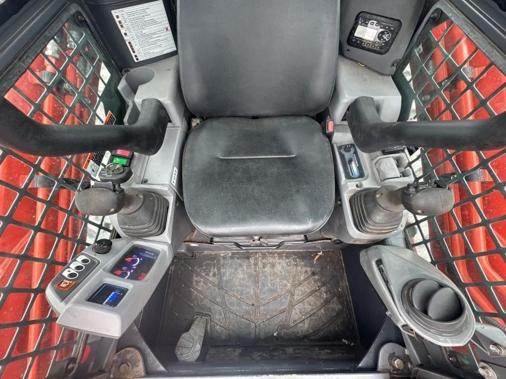 2018 Kubota SVL95-2S 44