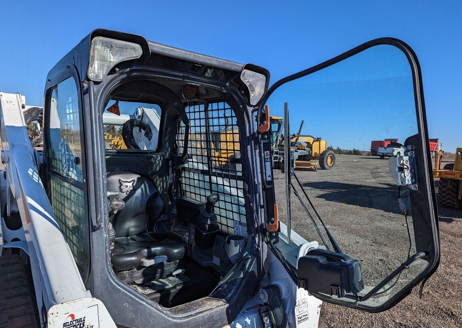 2019 Bobcat T770 11