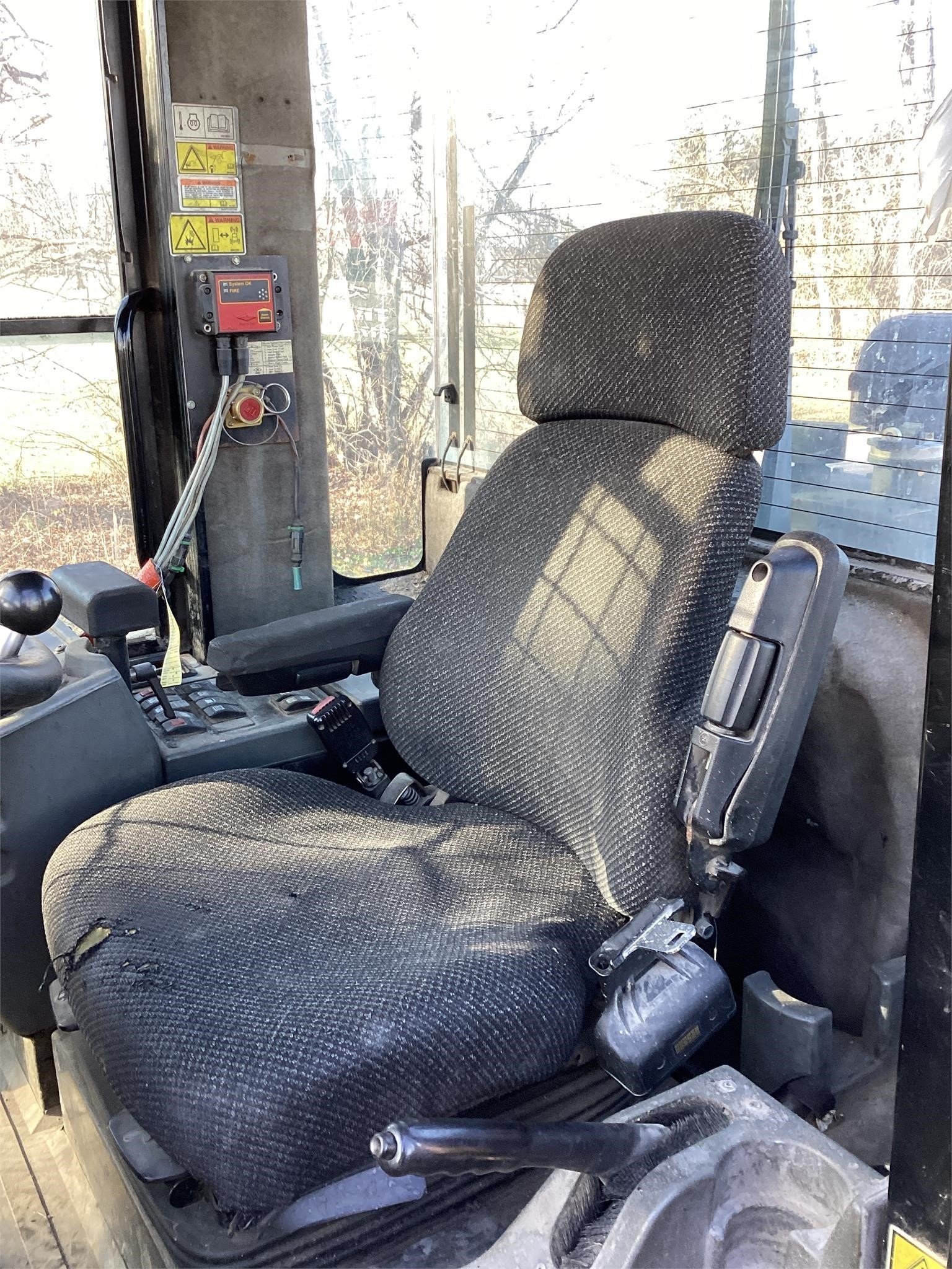 2009 Caterpillar 930H 9