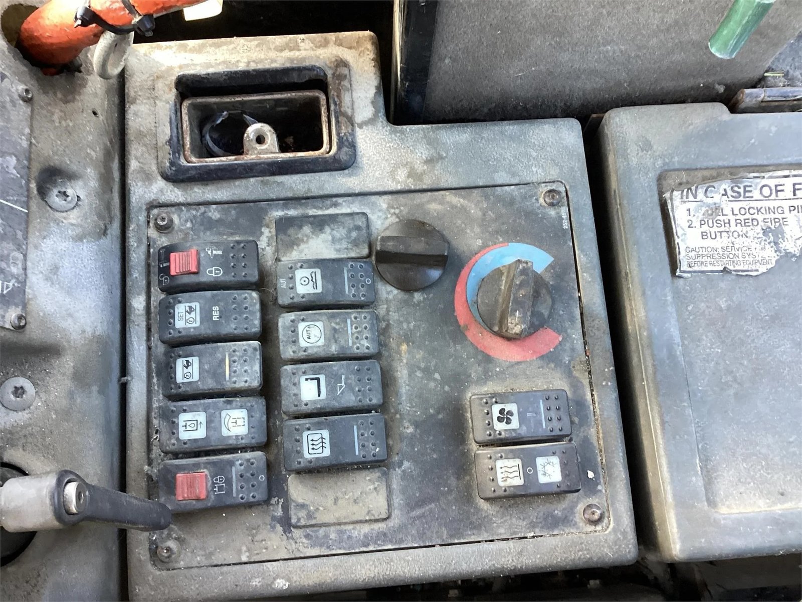 2009 Caterpillar 930H 10