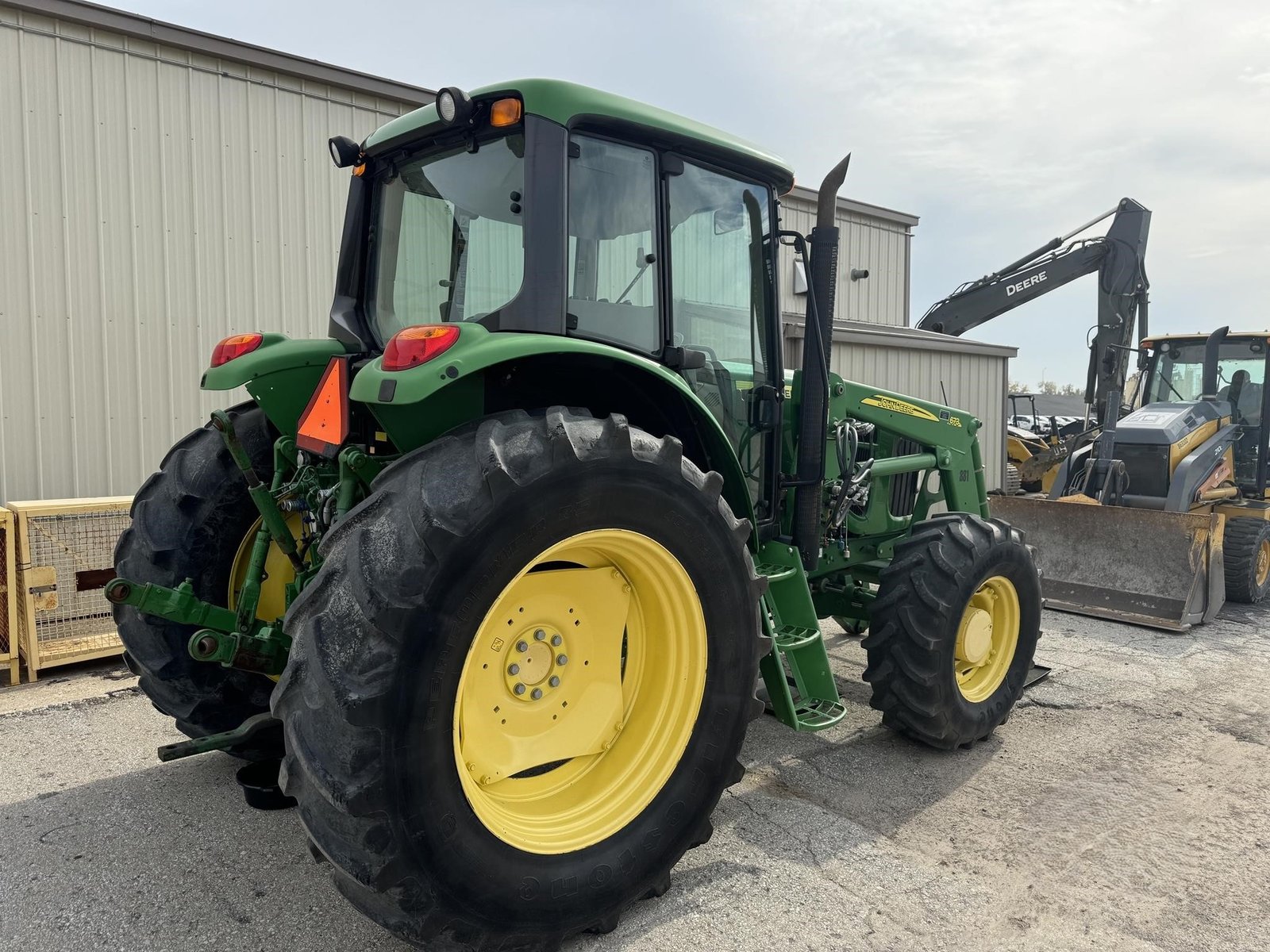 2011 John Deere 7130 5