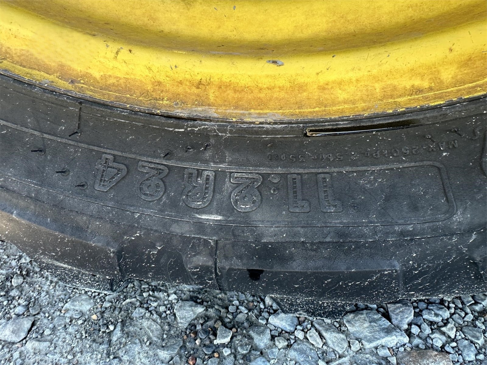 2014 John Deere 5085E 50