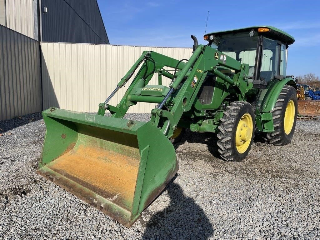 2015 John Deere 5075E
